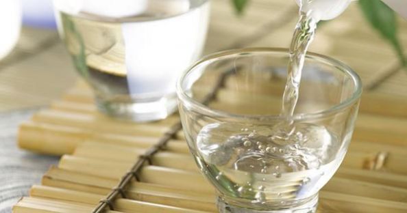 cach lam nuoc lau san tai nha vua thom tho, sach se lai noi “khong” voi hoa chat doc hai - 2